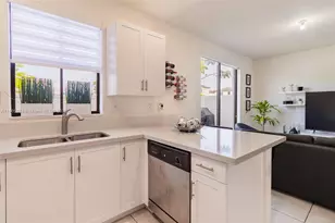 10966 W 33rd Way, Hialeah, FL 33018 - Photo 17