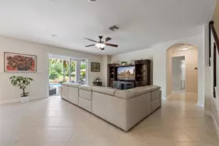 19165 N Gardenia Ave, Weston, FL 33332 - Photo 13
