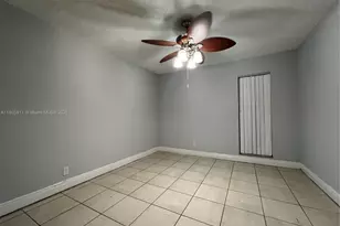 4469 Treehouse Ln, Tamarac, FL 33319 - Photo 7