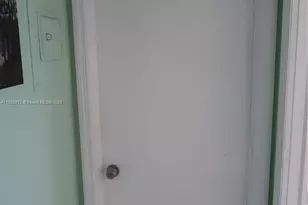 700 Layne Blvd, Hallandale Beach, FL 33009 - Photo 23