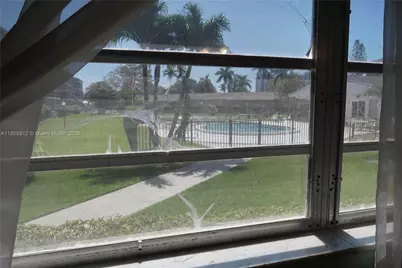 700 Layne Blvd #112, Hallandale Beach, FL 33009 - Photo 29