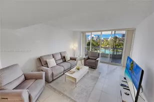 21205 Yacht Club Dr, Aventura, FL 33180 - Photo 3