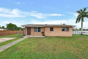 18711 SW 308th St, Homestead, FL 33030 - Photo 1