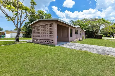 4960 NW 11th Ct, Lauderhill, FL 33313 - Photo 3