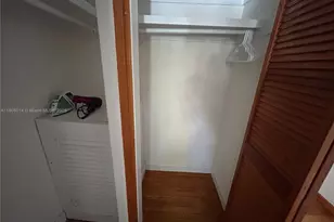 300 Sunset Dr, Fort Lauderdale, FL 33301 - Photo 7