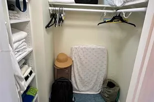 180 Seaview Ct, Other City - In The State Of Florida, FL 34145 - Photo 13