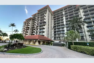 180 Seaview Ct #706, Other City - In The State Of Florida, FL 34145 - Photo 25
