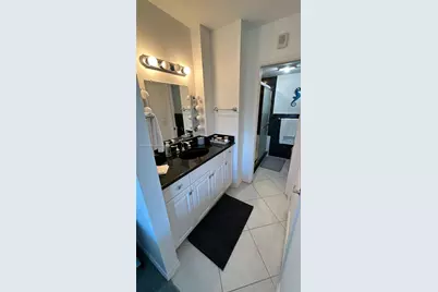 180 Seaview Ct #706, Other City - In The State Of Florida, FL 34145 - Photo 17