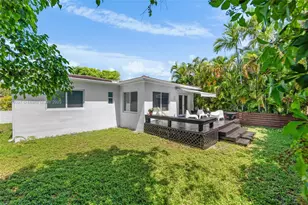 9057 Emerson Ave, Surfside, FL 33154 - Photo 19