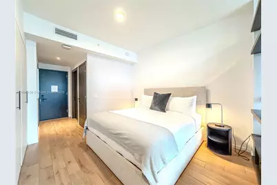 398 NE 5th St #4316, Miami, FL 33132 - Photo 5