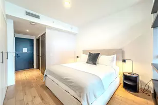 398 NE 5th St, Miami, FL 33132 - Photo 5