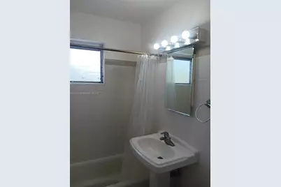 2700 NE 135th St #30, North Miami, FL 33181 - Photo 9