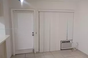 2700 NE 135th St, North Miami, FL 33181 - Photo 5