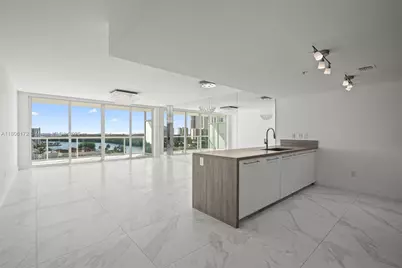 400 Sunny Isles Blvd #1005, Sunny Isles Beach, FL 33160 - Photo 9