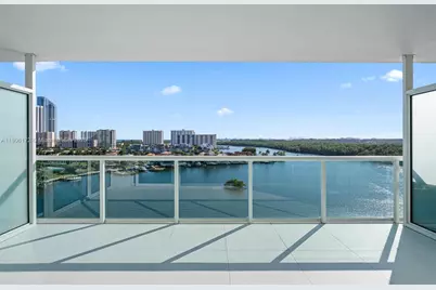 400 Sunny Isles Blvd #1005, Sunny Isles Beach, FL 33160 - Photo 1