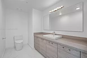 400 Sunny Isles Blvd, Sunny Isles Beach, FL 33160 - Photo 23