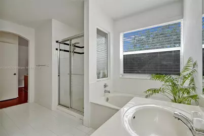 3910 Fern Forest Rd, Cooper City, FL 33026 - Photo 19