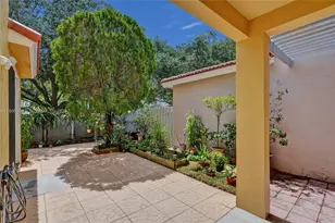 3910 Fern Forest Rd, Cooper City, FL 33026 - Photo 27