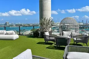 398 NE 5th St, Miami, FL 33132 - Photo 7