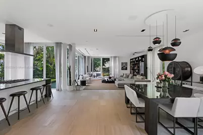 4700 N Meridian Ave, Miami Beach, FL 33140 - Photo 17