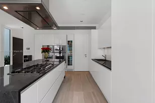 4700 N Meridian Ave, Miami Beach, FL 33140 - Photo 23