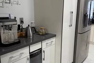 8992 Palm Tree Ln, Pembroke Pines, FL 33024 - Photo 5