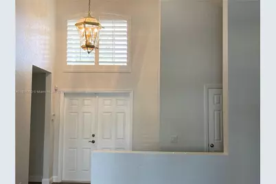 460 Cameron Dr, Weston, FL 33326 - Photo 3