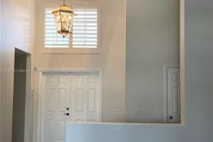 460 Cameron Dr, Weston, FL 33326 - Photo 3