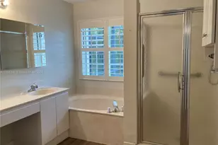 460 Cameron Dr, Weston, FL 33326 - Photo 13