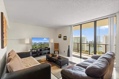 18181 NE 31st Ct #PH07, Aventura, FL 33160 - Photo 1