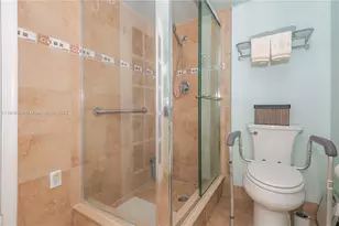 3051 NE 48th St, Fort Lauderdale, FL 33308 - Photo 23