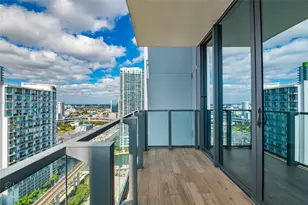 88 SW 7th St, Miami, FL 33130 - Photo 9