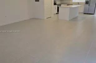 102 SE 11 Ct, Florida City, FL 33034 - Photo 3