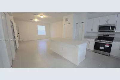 102 SE 11 Court, Florida City, FL 33034 - Photo 7