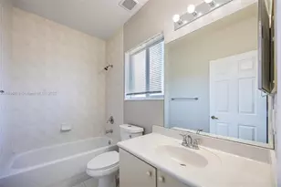 1880 SE 3rd Dr, Homestead, FL 33033 - Photo 19