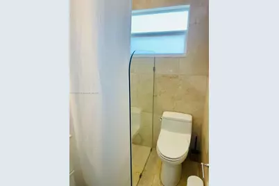 338 Roosevelt St, Hollywood, FL 33019 - Photo 37