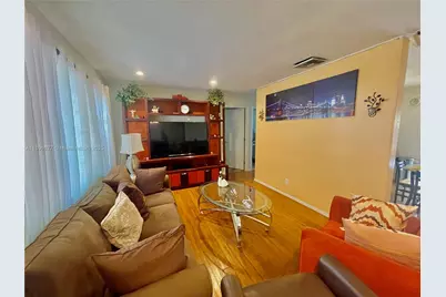 2465 NE 15th Ave, Pompano Beach, FL 33064 - Photo 5