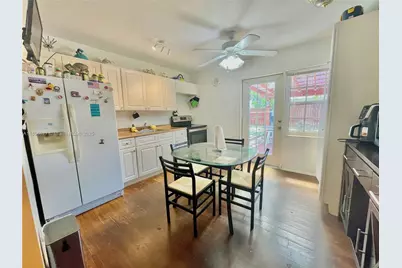 2465 NE 15th Ave, Pompano Beach, FL 33064 - Photo 11