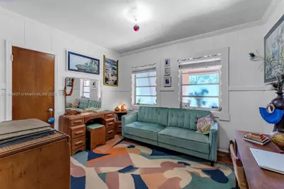 1895 SW 25th St, Miami, FL 33133 - Photo 13