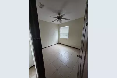1941 SE 10th St #st, Homestead, FL 33035 - Photo 17