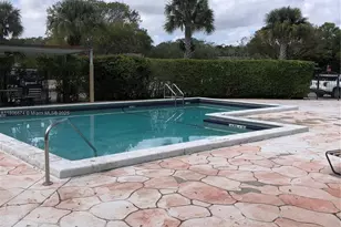 210 Lakeview Dr, Weston, FL 33326 - Photo 3