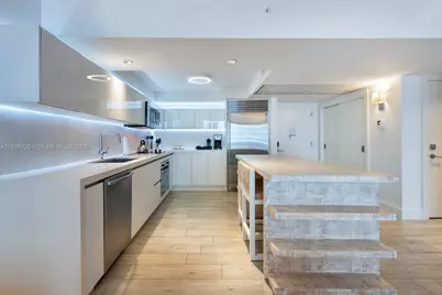 102 24th St #1012, Miami Beach, FL 33139 - Photo 15