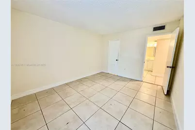 8810 Fontainebleau Blvd #318, Miami, FL 33172 - Photo 33