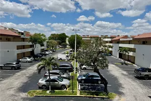 8810 Fontainebleau Blvd, Miami, FL 33172 - Photo 41