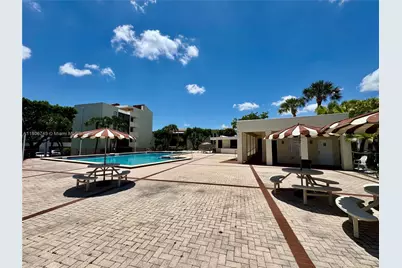 8810 Fontainebleau Blvd #318, Miami, FL 33172 - Photo 53