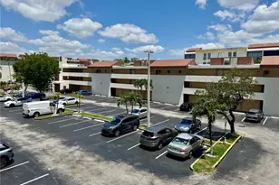 8810 Fontainebleau Blvd, Miami, FL 33172 - Photo 3
