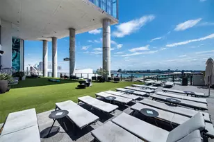 398 NE 5th St, Miami, FL 33132 - Photo 41