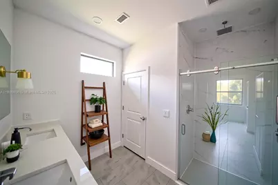 2006 Hercules Rd, Labelle, FL 33935 - Photo 9