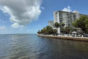 170 SE 14th St, Miami, FL 33131 - Photo 37