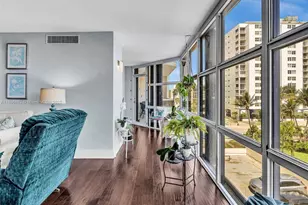 6423 Collins Ave, Miami Beach, FL 33141 - Photo 25